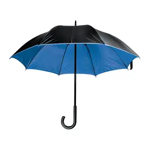 Dáždnik s plastovou rúčkou